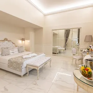4* Hotel The Moon Boutique &