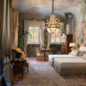 Piazza Pitti Palace - Residenza D'epoca Nocleg ze śniadaniem
